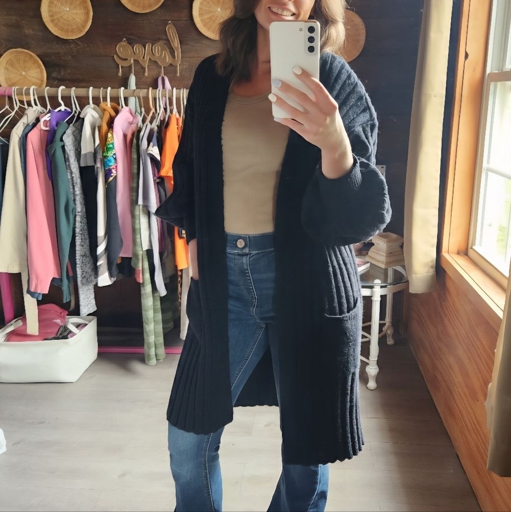 Roffe Accessories Black Ribbed Cardigan | Longline Open Front Sweater